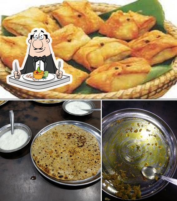 Food at Shri Guru Nanak Vaishno Dhaba