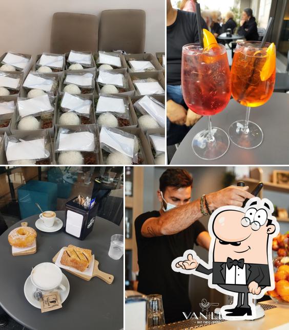Siediti a un tavolo di Vanilla Cafè