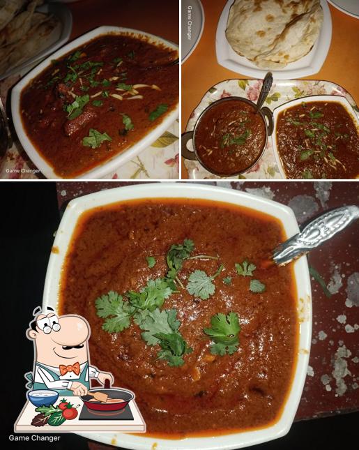 Chicken curry at Delux Restaurant शुद्ध शाकाहारी