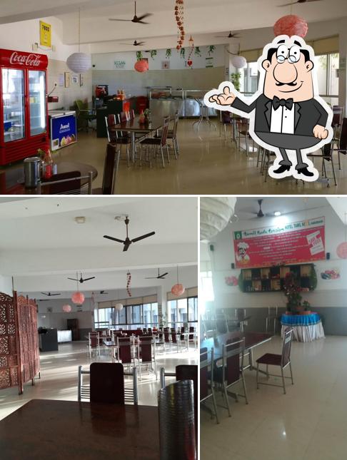 The interior of Hotel Tamilnadu Restaurant