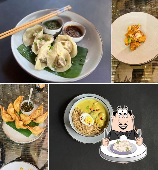 Dumplings at Hakka Chow