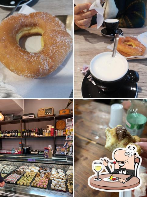 Cibo al PASTICCERIA CONFORTI GIAMPAOLO