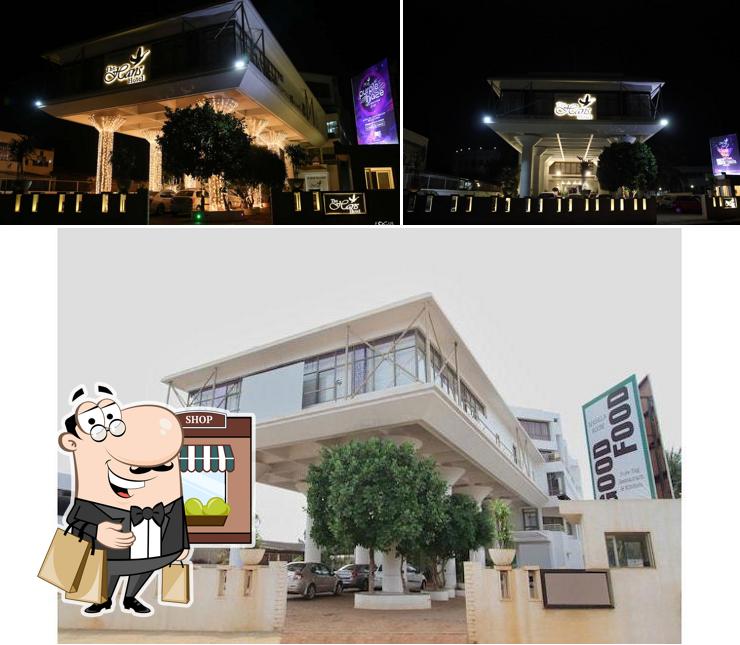 Check out the exterior of The Hans Hotel