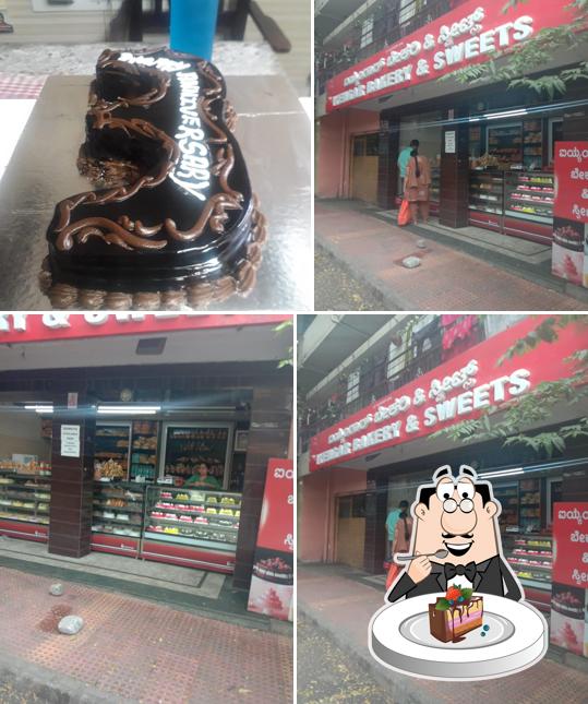 Chocolate cake at Iyengar Bakery and sweets