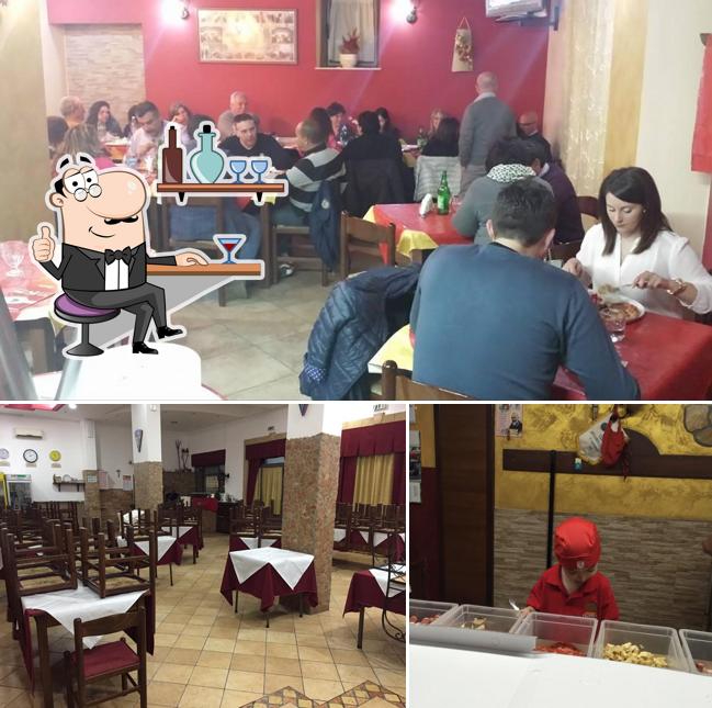 Dai un'occhiata agli interni di Pizzeria Oasis