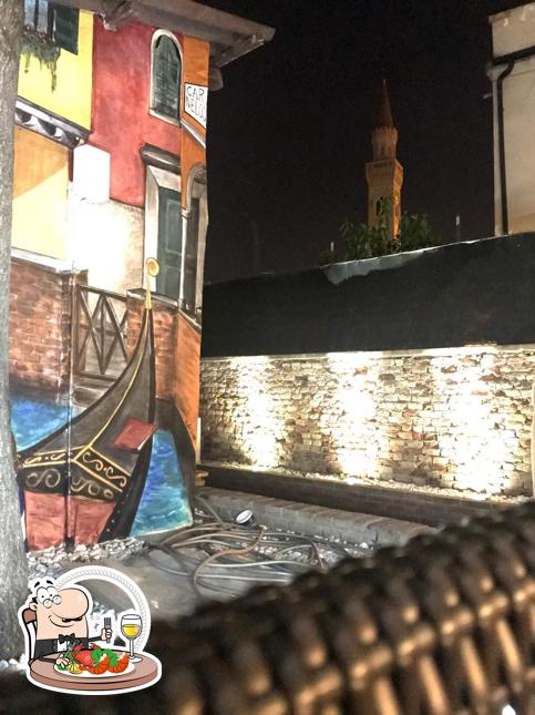 Prova la cucina di mare a Osteria Venezia