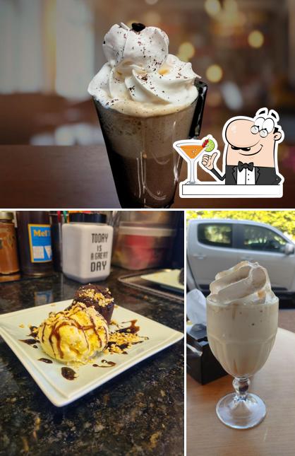 O Galeria do Café se destaca pelo bebida e comida
