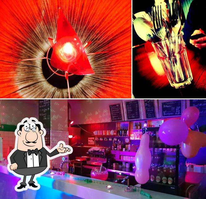 Siediti a un tavolo di Salotto