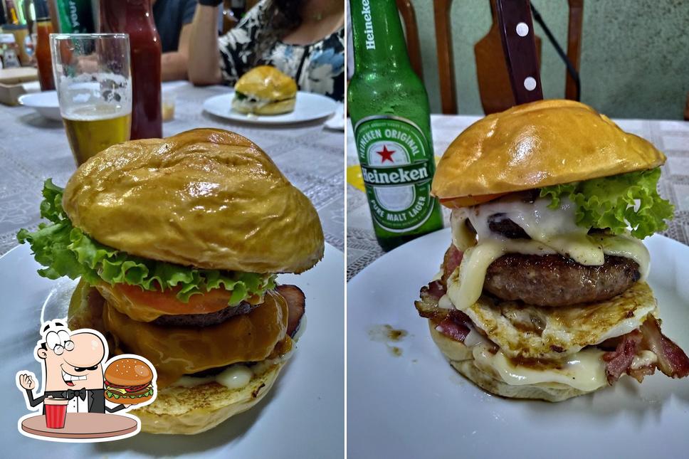 Experimente um hambúrguer no Bacons Burger - Hamburgueria em Inhumas