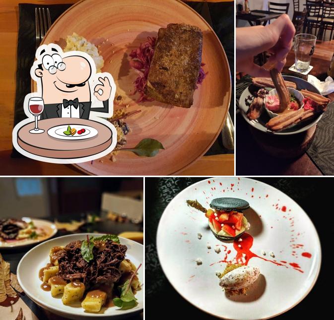 Platos en Black Gastronomia
