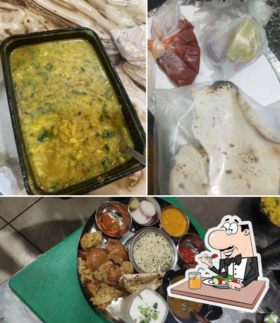 Food at Khamma Ghani Restaurant