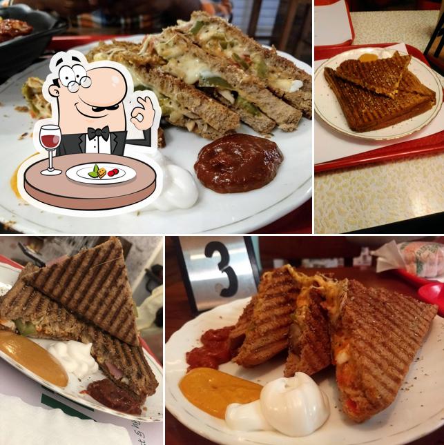 Food at NEEL' S Delicious & Aromatic