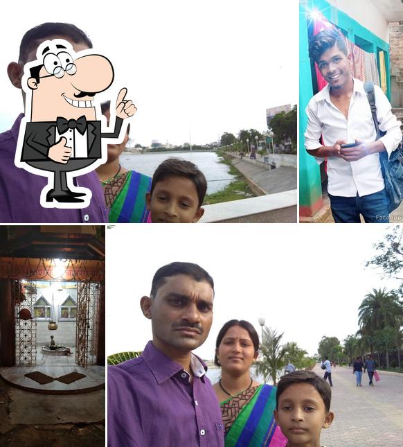 Look at the photo of Cream Centre Raipur