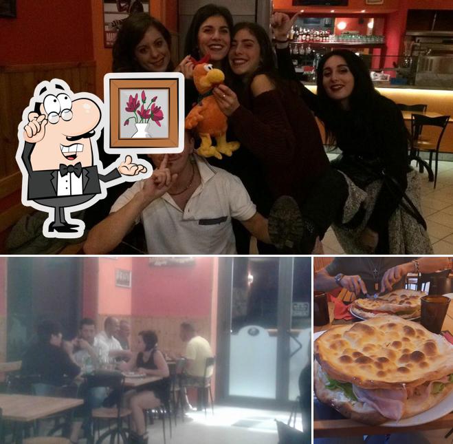 La interni e cibo del ristorante