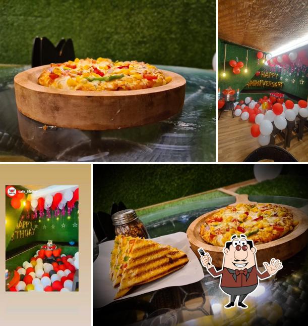 Food at CAFE LIFELINE