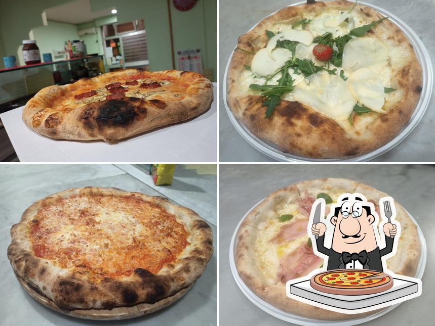 Ordina una pizza a Pizzeria New Desirèè