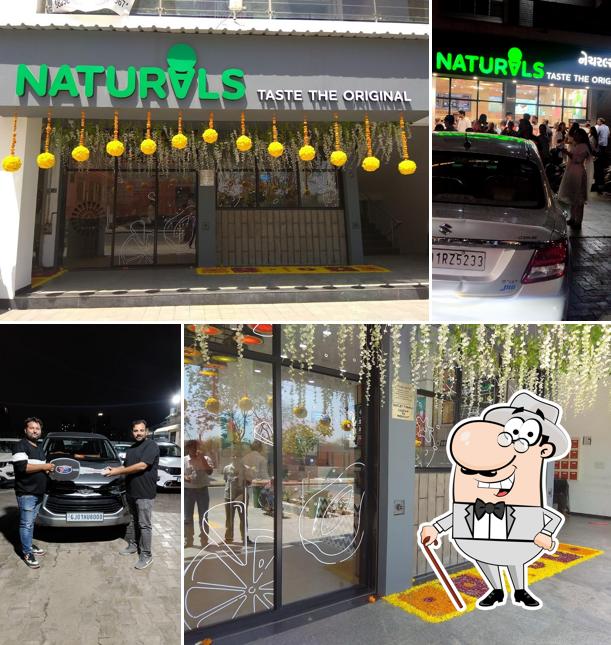 Enjoy the view at the outside area of Naturals Ice Cream