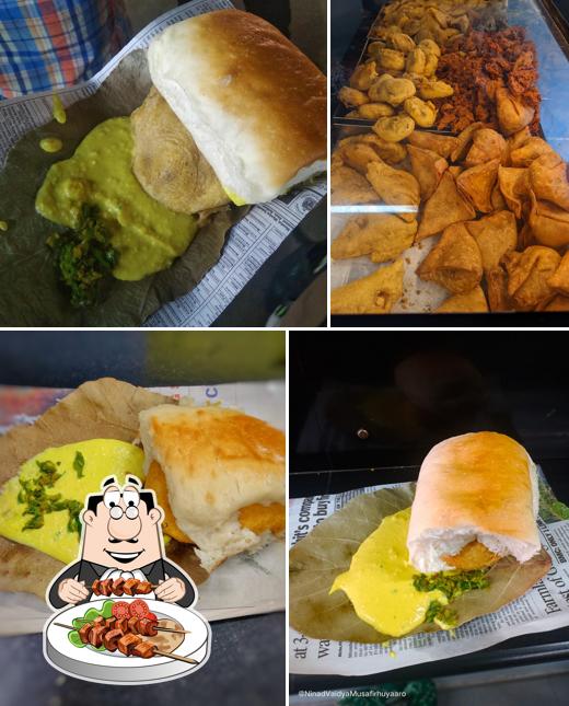 Meals at Gajanan Vada Pav, Dombivli