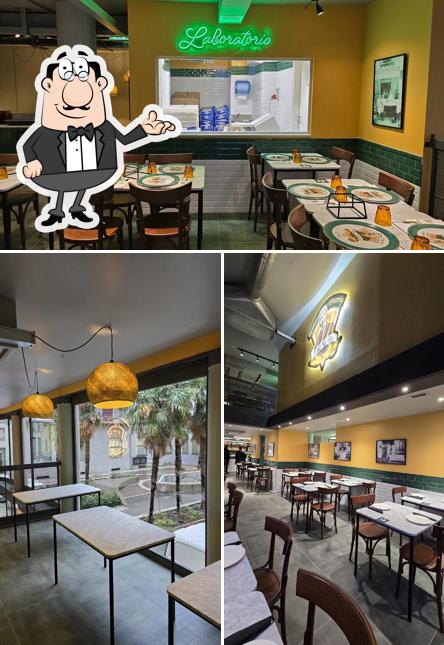 Gli interni di L'antica Pizzeria Da Michele