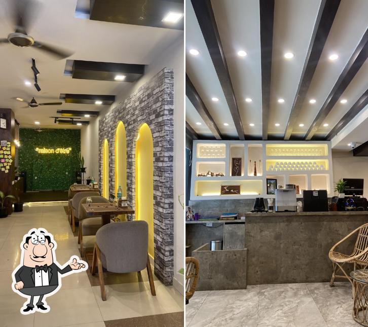 Check out how MERAKI CAFE looks inside