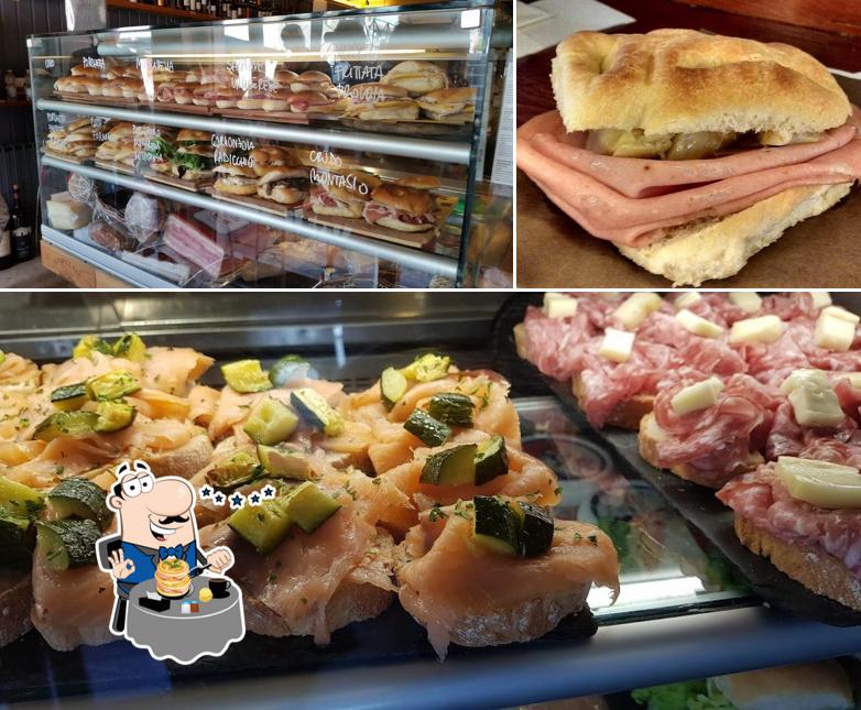 Cibo al Osteria Ai Pugni