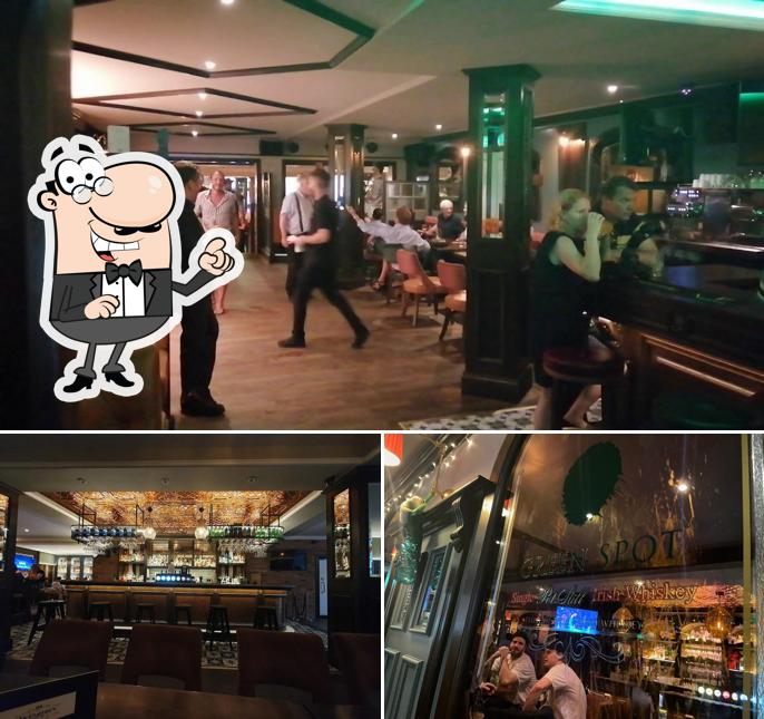 Dai un'occhiata agli interni di Mc CARTHY'S