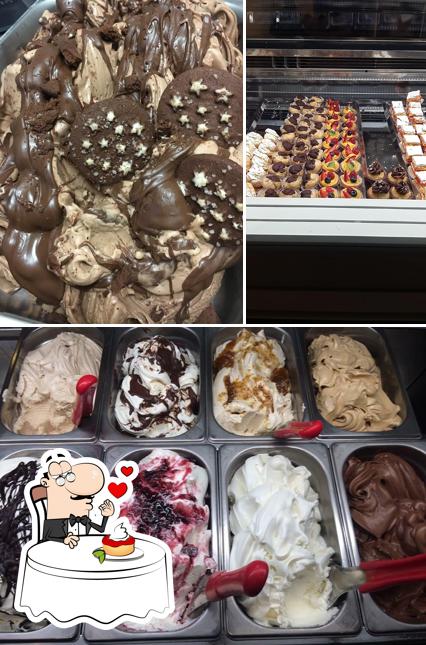 Gelateria Artigianale Pasticceria Dry propone un'ampia varietà di dessert