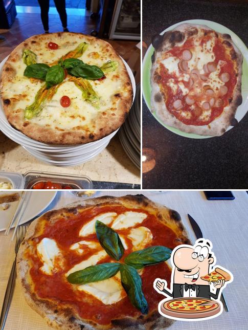 Ordina una pizza a Regina Margherita