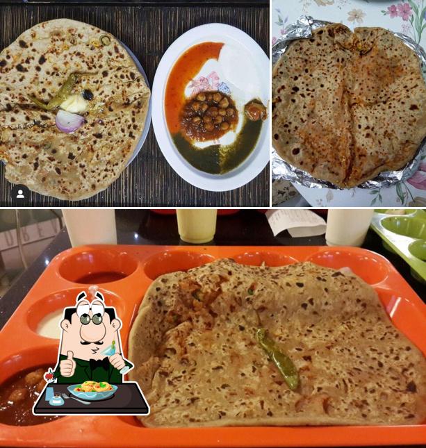 Meals at Kakunje's Parathas