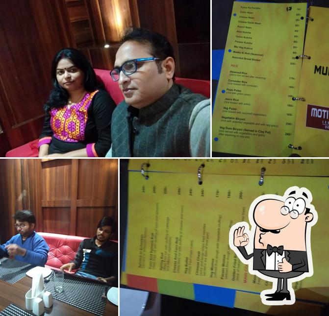 Here's a photo of Shree Muktanand Moti Mahal