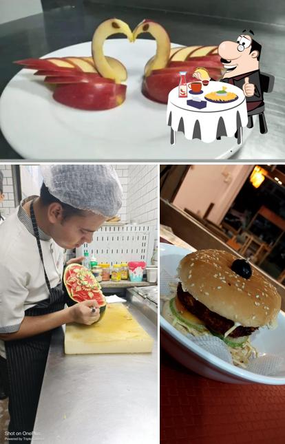 Hamburger at The_Pyali_Cafe