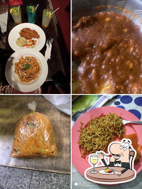 Meals at Chinese Fast Food Centre