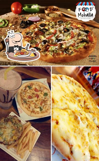 Pick pizza at Food Mohalla Gandhidham