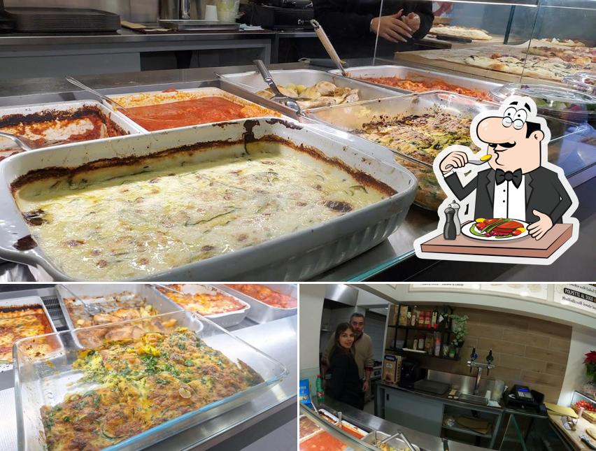 Tra le diverse cose da Grano Street Food si possono trovare la cibo e interni
