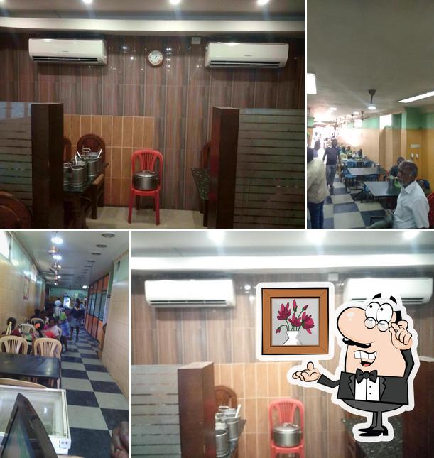 The interior of HOTEL SEKAR ( Restaurant )