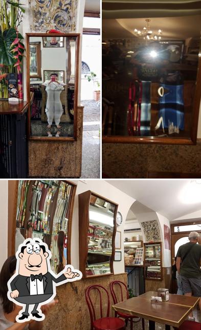 Dai un'occhiata agli interni di Bar degli Specchi