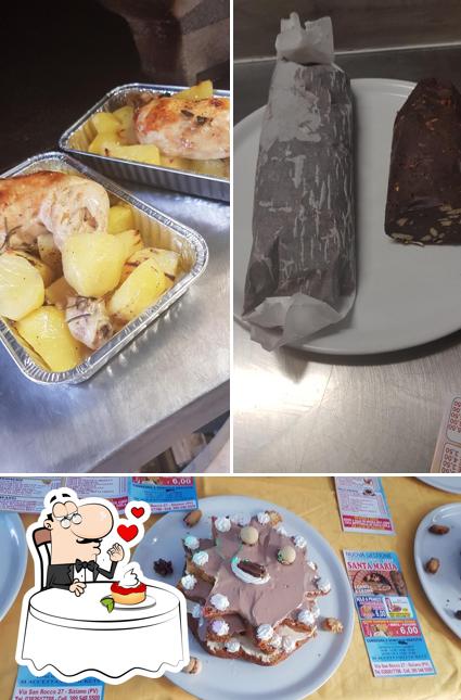 Pizzeria Santa maria serve un'ampia varietà di dolci