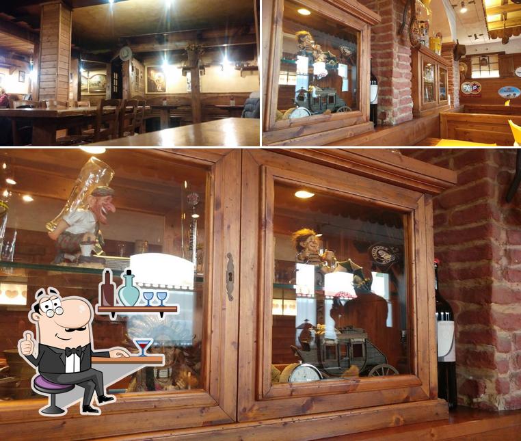 Dai un'occhiata agli interni di Pizzeria Da Denis