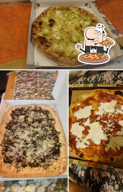 Prenditi una pizza a Pizzeria "Prendi & Vai" - Pizza da asporto -
