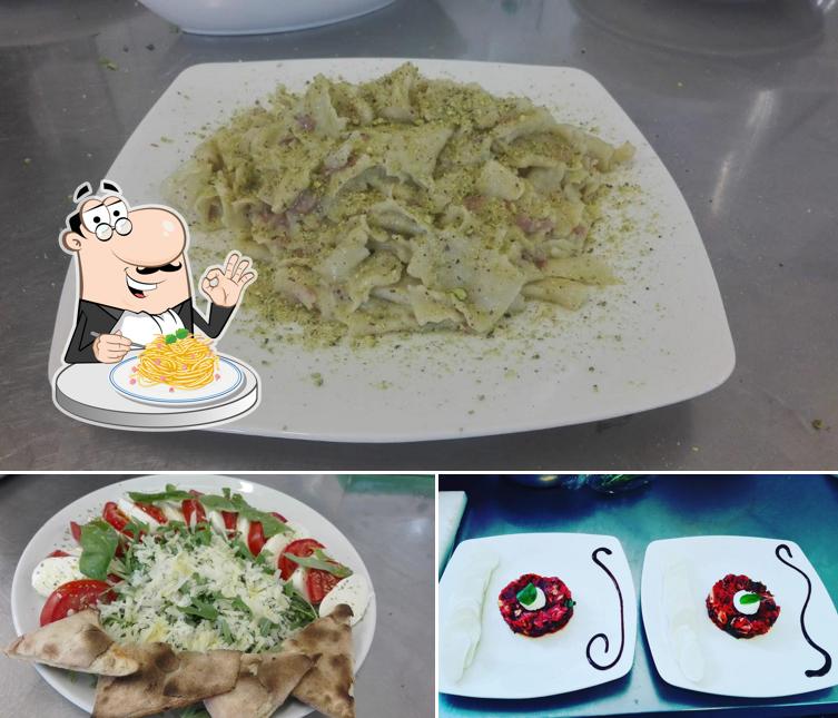 Spaghetti alla carbonara al 64 Rooms Enna