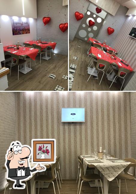 Dai un'occhiata agli interni di Ristorante Pizzeria Civico 46