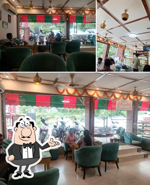 Sri Om Sweets & Snacks