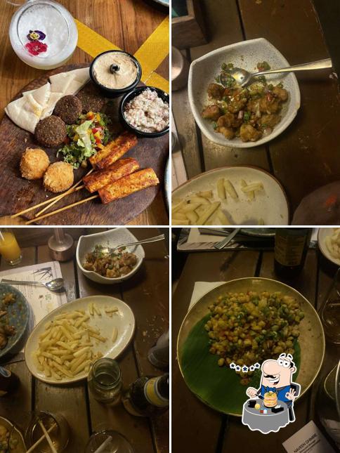 Food at Unplugged Courtyard
