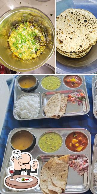 Meals at Desai Swadist