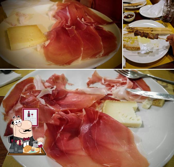 Ordina i un pasto a base di carne a Nuova Taverna Paradiso