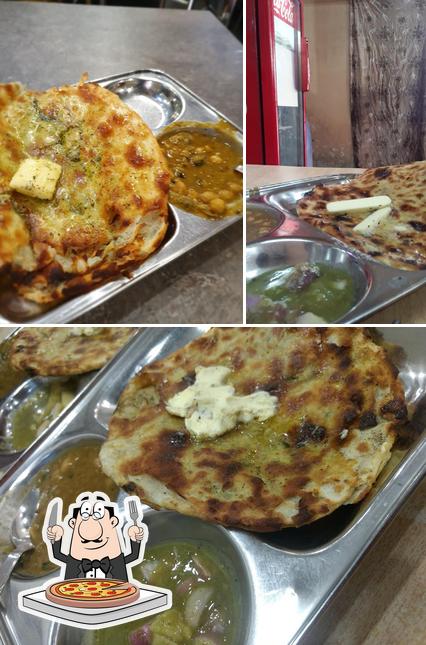 Order pizza at Crispy Crispy Naan