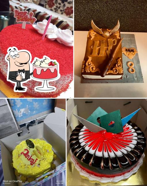 Red velvet cake at Tom and Jerry Cake Shop