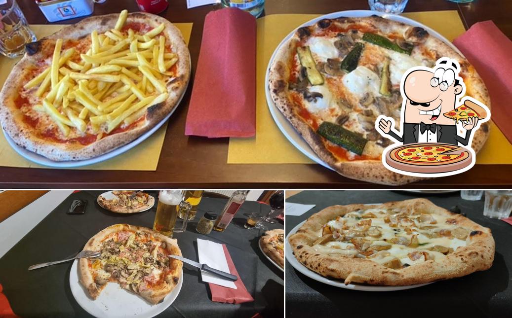 Ordina una pizza a Pizzeria Rossonero