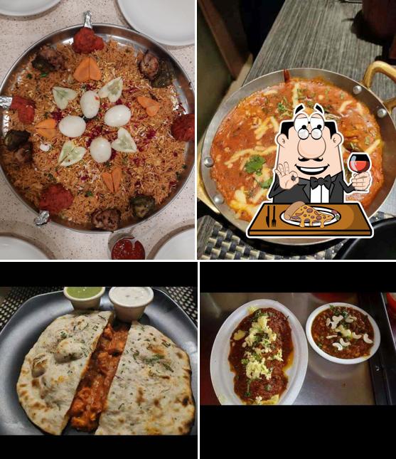 Order pizza at Cafe naaz