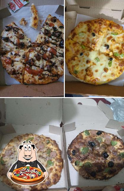 Pick pizza at Pizza Hut Express